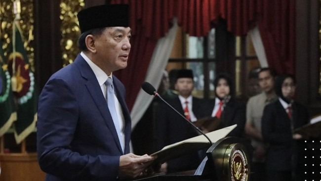 Menhan Tegaskan RUU TNI Tak Akan Cabut Larangan Prajurit Berbisnis